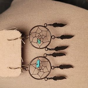 Gorgeous Silver-tone and Turquoise Dream Catcher Earrings